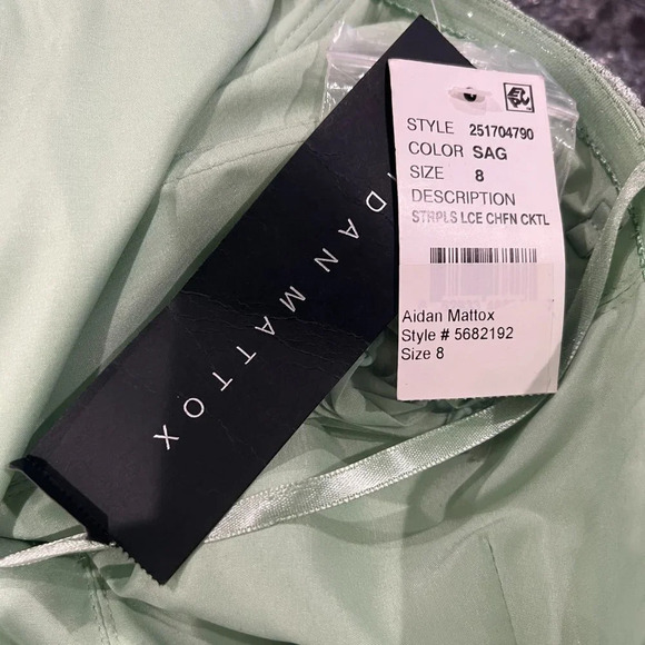 NWT Aidan Mattox Sage Green Lace Strapless Dress $220 - Picture 8 of 9